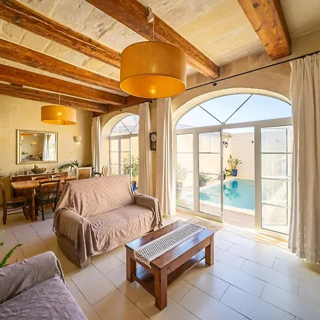 Qronfla With Private Pool In Island Of Gozo