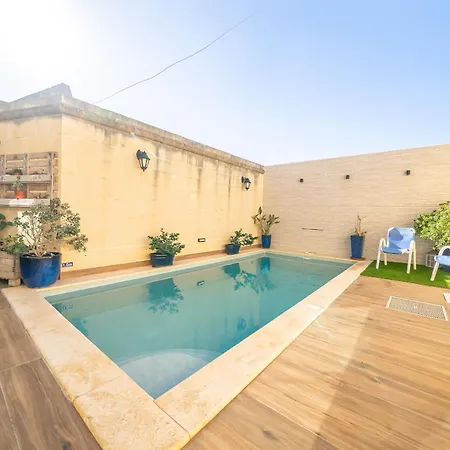 Qronfla With Private Pool In Island Of Gozo Дом отдыха Zebbug (Gozo)