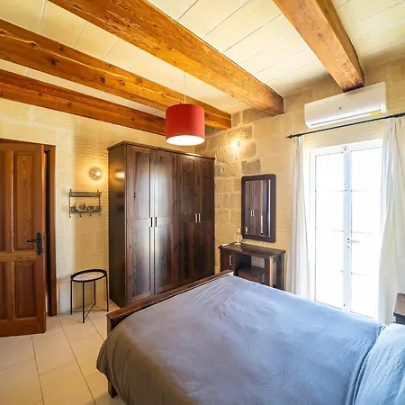 Qronfla With Private Pool In Island Of Gozo